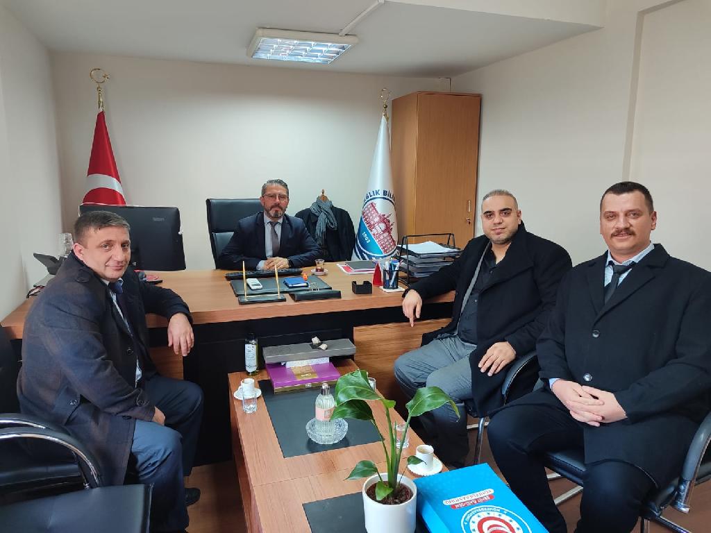 SBÜ İdari ve Mali İşler Daire Başkanı Ayhan Polat’a Ziyaret 